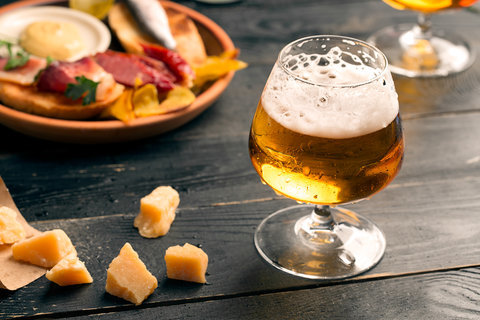 Entdecken Sie die bezaubernde Welt des Belgischen Blond Ales: Tradition, Geschmack und belgische Braukunst! - 